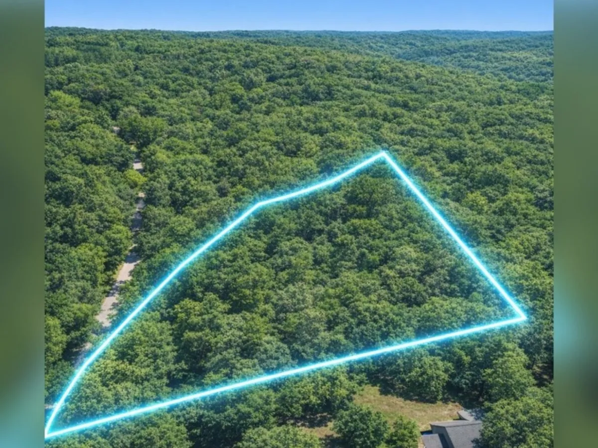 3.07 Acres in Hockley, Montgomery County
